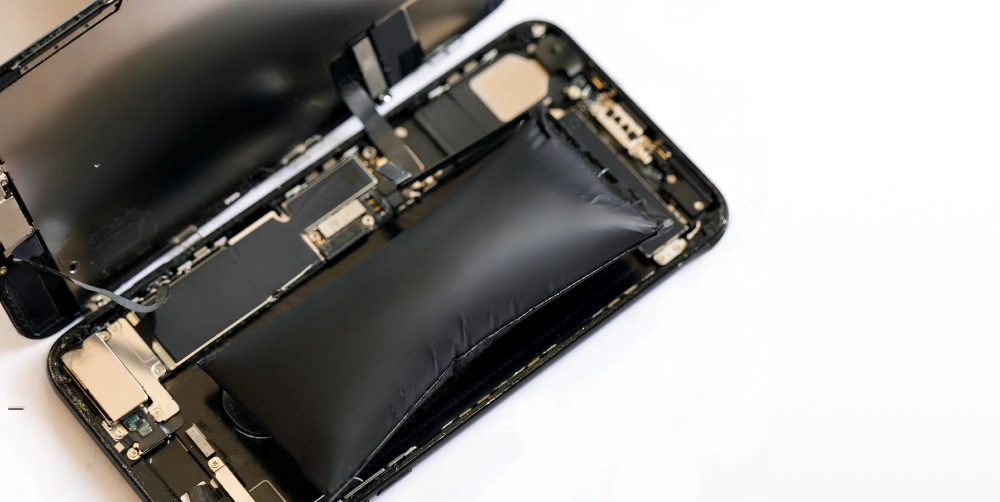 Why Is Your iPhone Battery Bulging? Causes, Risks, and What to Do