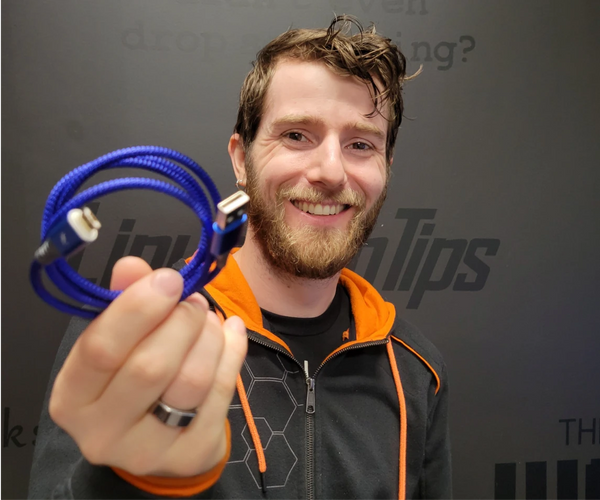 LINUS TECH TIPS